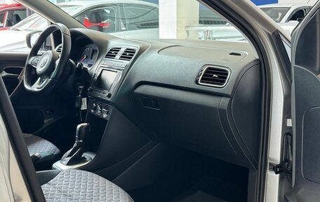 Volkswagen Polo VI (EU Market), 2019 год, 1 345 000 рублей, 32 фотография