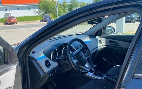 Chevrolet Cruze II, 2013 год, 670 000 рублей, 8 фотография