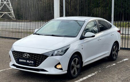Hyundai Solaris II рестайлинг, 2021 год, 1 645 000 рублей, 3 фотография
