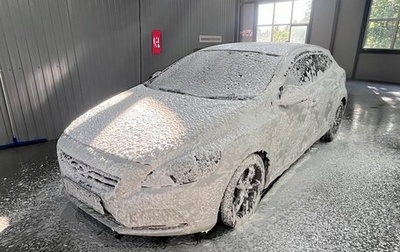 Volvo V40 II рестайлинг, 2014 год, 1 250 000 рублей, 1 фотография