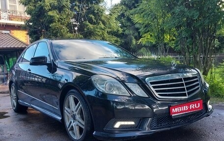 Mercedes-Benz E-Класс, 2011 год, 1 650 000 рублей, 1 фотография