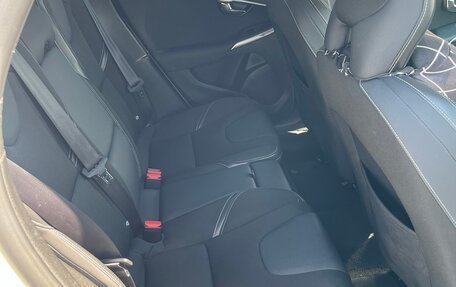 Volvo V40 II рестайлинг, 2014 год, 1 250 000 рублей, 16 фотография