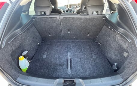 Volvo V40 II рестайлинг, 2014 год, 1 250 000 рублей, 22 фотография