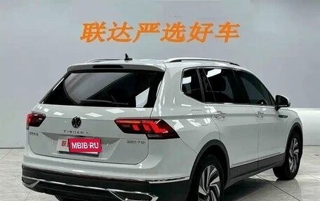 Volkswagen Tiguan II, 2023 год, 2 660 000 рублей, 4 фотография
