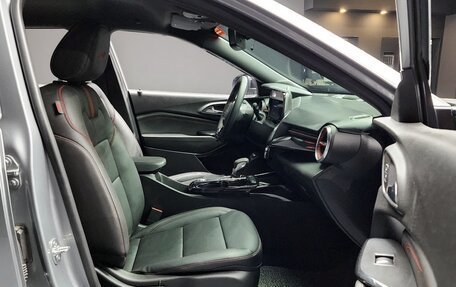 Chevrolet Trax, 2023 год, 1 683 000 рублей, 21 фотография