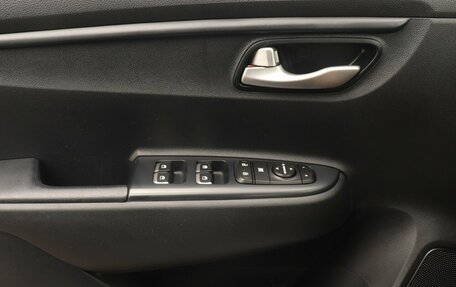 KIA Rio IV, 2020 год, 1 349 000 рублей, 9 фотография