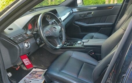 Mercedes-Benz E-Класс, 2011 год, 1 650 000 рублей, 3 фотография