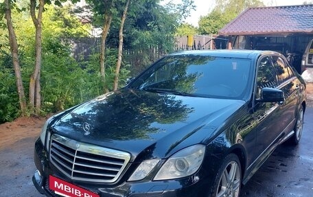 Mercedes-Benz E-Класс, 2011 год, 1 650 000 рублей, 7 фотография