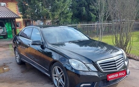 Mercedes-Benz E-Класс, 2011 год, 1 650 000 рублей, 13 фотография