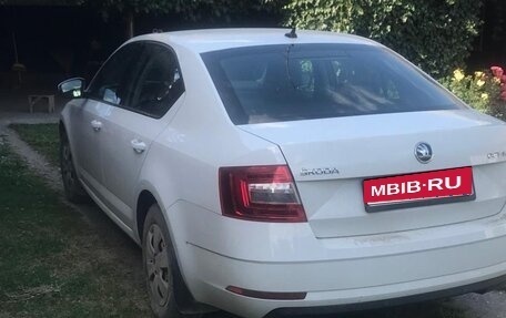 Skoda Octavia, 2018 год, 1 200 000 рублей, 2 фотография
