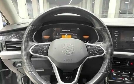 Volkswagen Passat B8 рестайлинг, 2023 год, 2 206 000 рублей, 11 фотография
