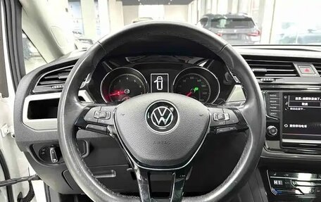 Volkswagen Touran III, 2021 год, 2 208 000 рублей, 11 фотография