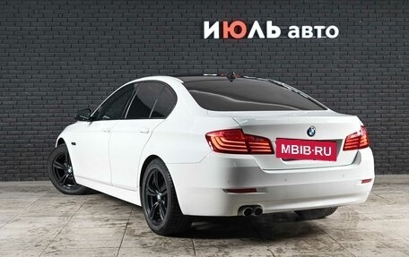 BMW 5 серия, 2015 год, 1 960 000 рублей, 7 фотография