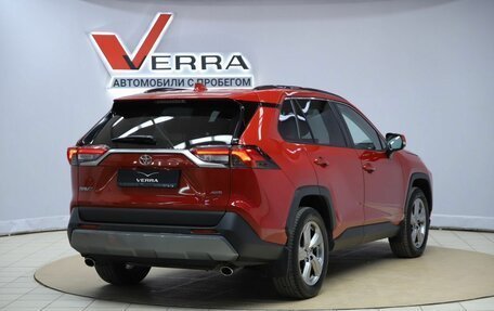Toyota RAV4, 2021 год, 3 390 000 рублей, 5 фотография