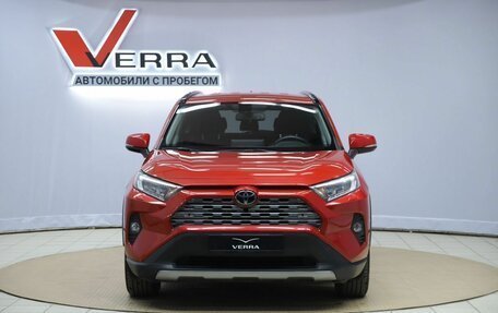 Toyota RAV4, 2021 год, 3 390 000 рублей, 2 фотография