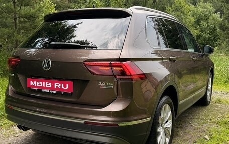 Volkswagen Tiguan II, 2017 год, 2 800 000 рублей, 3 фотография