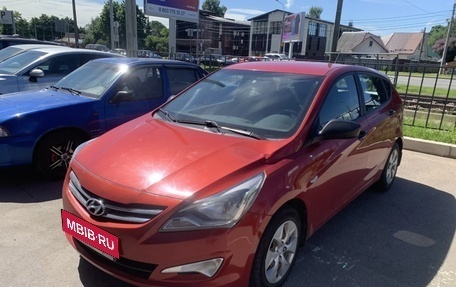 Hyundai Solaris II рестайлинг, 2015 год, 729 000 рублей, 1 фотография