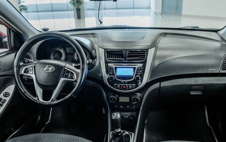 Hyundai Solaris II рестайлинг, 2011 год, 479 000 рублей, 10 фотография