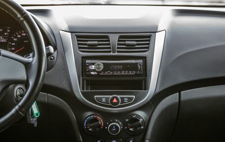Hyundai Solaris II рестайлинг, 2012 год, 819 000 рублей, 17 фотография