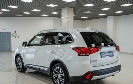 Mitsubishi Outlander III рестайлинг 3, 2017 год, 1 938 000 рублей, 5 фотография