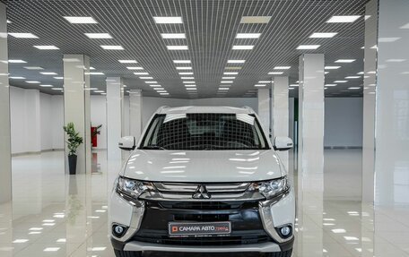Mitsubishi Outlander III рестайлинг 3, 2017 год, 1 938 000 рублей, 8 фотография