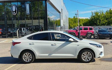 Hyundai Solaris II рестайлинг, 2018 год, 1 300 000 рублей, 5 фотография