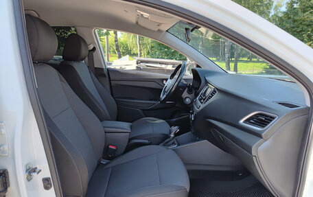 Hyundai Solaris II рестайлинг, 2018 год, 1 300 000 рублей, 13 фотография
