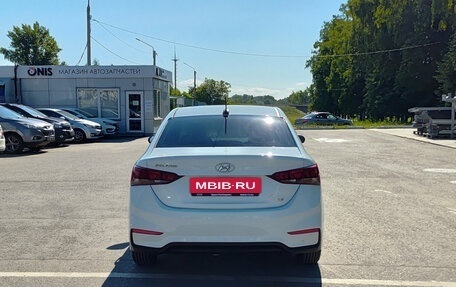 Hyundai Solaris II рестайлинг, 2018 год, 1 300 000 рублей, 7 фотография