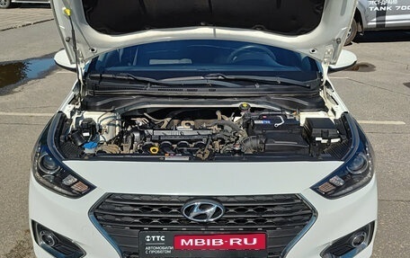 Hyundai Solaris II рестайлинг, 2018 год, 1 300 000 рублей, 11 фотография