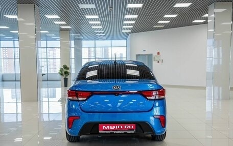 KIA Rio IV, 2017 год, 1 407 000 рублей, 10 фотография