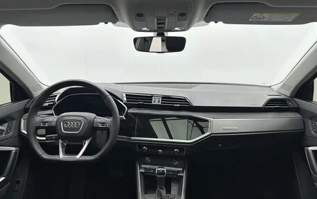 Audi Q3, 2023 год, 2 200 000 рублей, 9 фотография