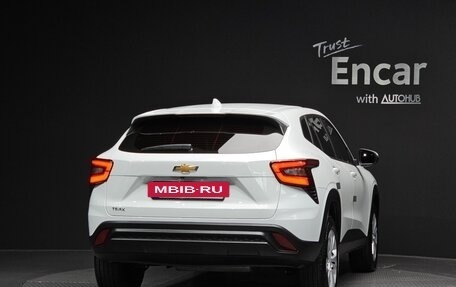 Chevrolet Trax, 2024 год, 1 721 220 рублей, 4 фотография
