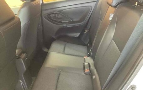 Toyota Yaris Cross, 2025 год, 1 670 333 рублей, 12 фотография