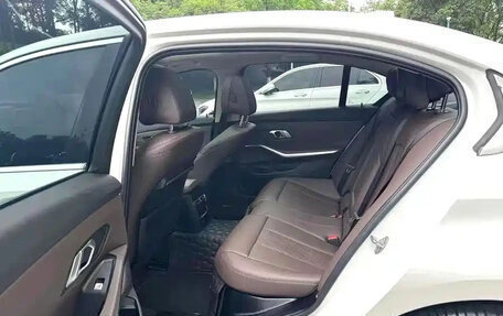 BMW 3 серия, 2022 год, 2 318 000 рублей, 6 фотография