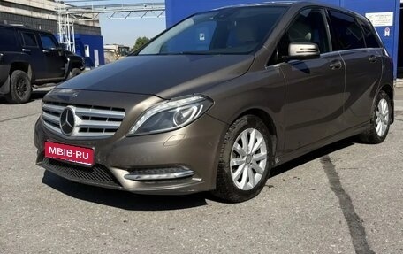 Mercedes-Benz B-Класс, 2012 год, 1 000 000 рублей, 1 фотография