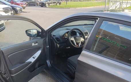 Hyundai Solaris II рестайлинг, 2012 год, 930 000 рублей, 7 фотография