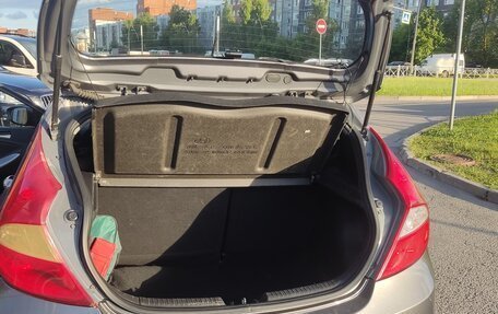 Hyundai Solaris II рестайлинг, 2012 год, 930 000 рублей, 6 фотография