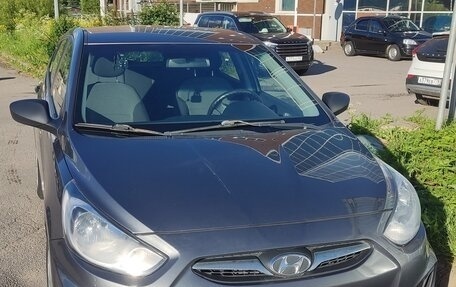 Hyundai Solaris II рестайлинг, 2012 год, 930 000 рублей, 11 фотография
