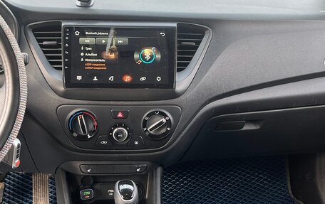 Hyundai Solaris II рестайлинг, 2022 год, 1 750 000 рублей, 8 фотография