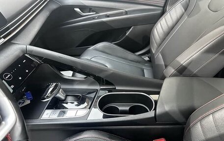 Hyundai Elantra, 2023 год, 1 360 000 рублей, 8 фотография