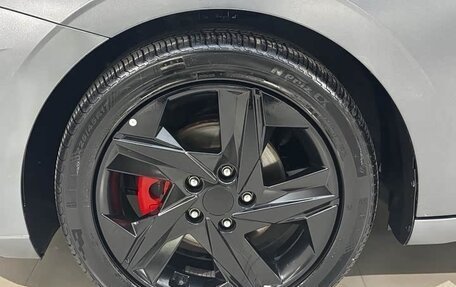 Hyundai Elantra, 2023 год, 1 360 000 рублей, 4 фотография