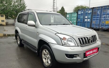 Toyota Land Cruiser Prado 120 рестайлинг, 2006 год, 1 899 000 рублей, 3 фотография