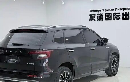 Skoda Karoq I, 2022 год, 2 060 000 рублей, 6 фотография