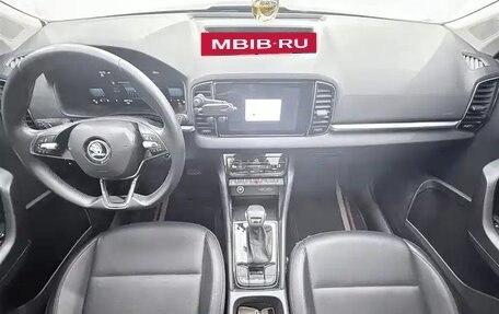 Skoda Karoq I, 2022 год, 2 060 000 рублей, 9 фотография