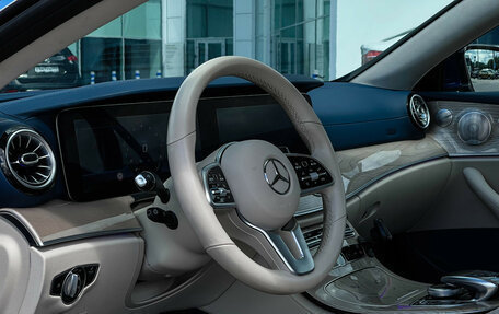 Mercedes-Benz E-Класс, 2019 год, 5 250 000 рублей, 14 фотография