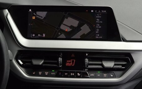 BMW 1 серия, 2020 год, 2 100 000 рублей, 8 фотография