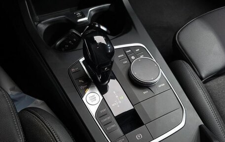 BMW 1 серия, 2020 год, 2 100 000 рублей, 9 фотография