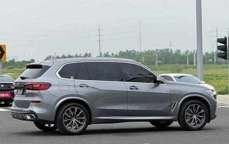 BMW X5, 2022 год, 5 970 000 рублей, 4 фотография