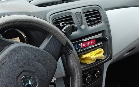 Renault Logan II, 2014 год, 550 000 рублей, 1 фотография