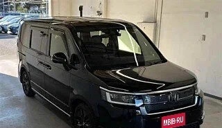 Honda Stepwgn, 2022 год, 2 100 000 рублей, 1 фотография